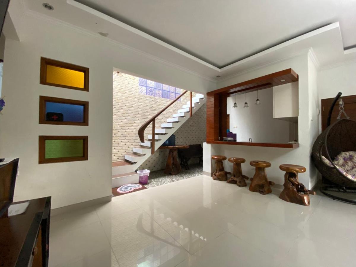 Rengganis Homestay Yogyakarta Esterno foto