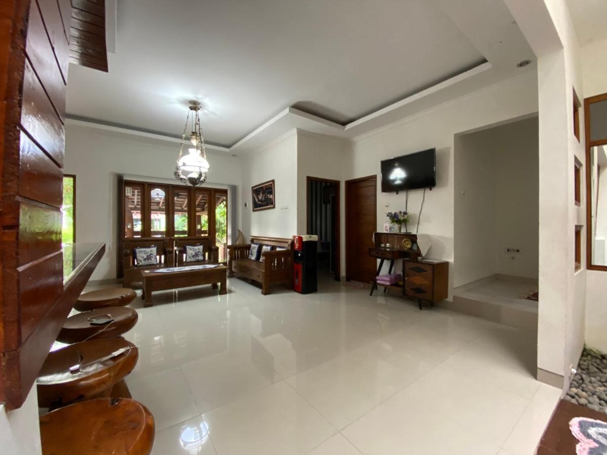 Rengganis Homestay Yogyakarta Esterno foto